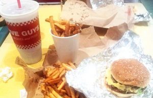 Burgergasm: uma explosão de prazer quando o assunto é junk food