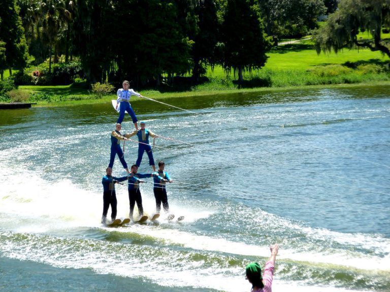 legolandflorida piratescovelivewaterskishow photo 01