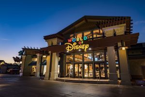 A famosa loja World of Disney já foi reaberta!