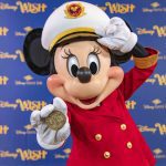 Capitã Minnie Mouse e março atingido na construção do Disney Wish