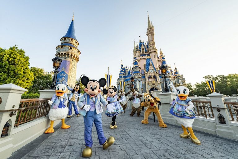 Membros do elenco rejeitam proposta de aumento salarial realizada pela Disney