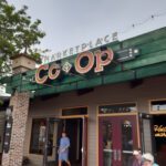 Crocs Boutique junta-se ao Marketplace Co-Op em Disney Springs