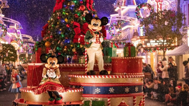 Conheça as datas do evento Mickey’s Very Merry Christmas Party 2023