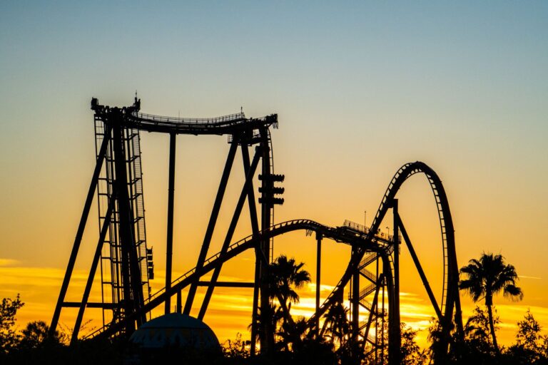 Busch Gardens Tampa Bay reabre hoje após o Furacão Milton