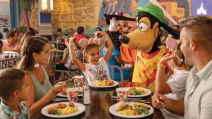 Plano de Refeições Grátis retornando em 2025 no Walt Disney World Resort